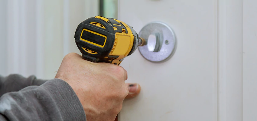 Street Locksmith For Smart Lock Repair in Encinitas, CA